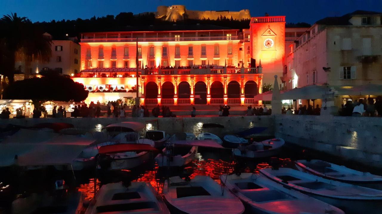 Tilla'S House Hvar Town Exteriör bild